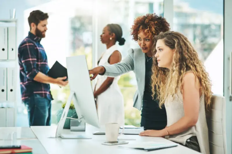 how to turn an internship into a full-time opportunity